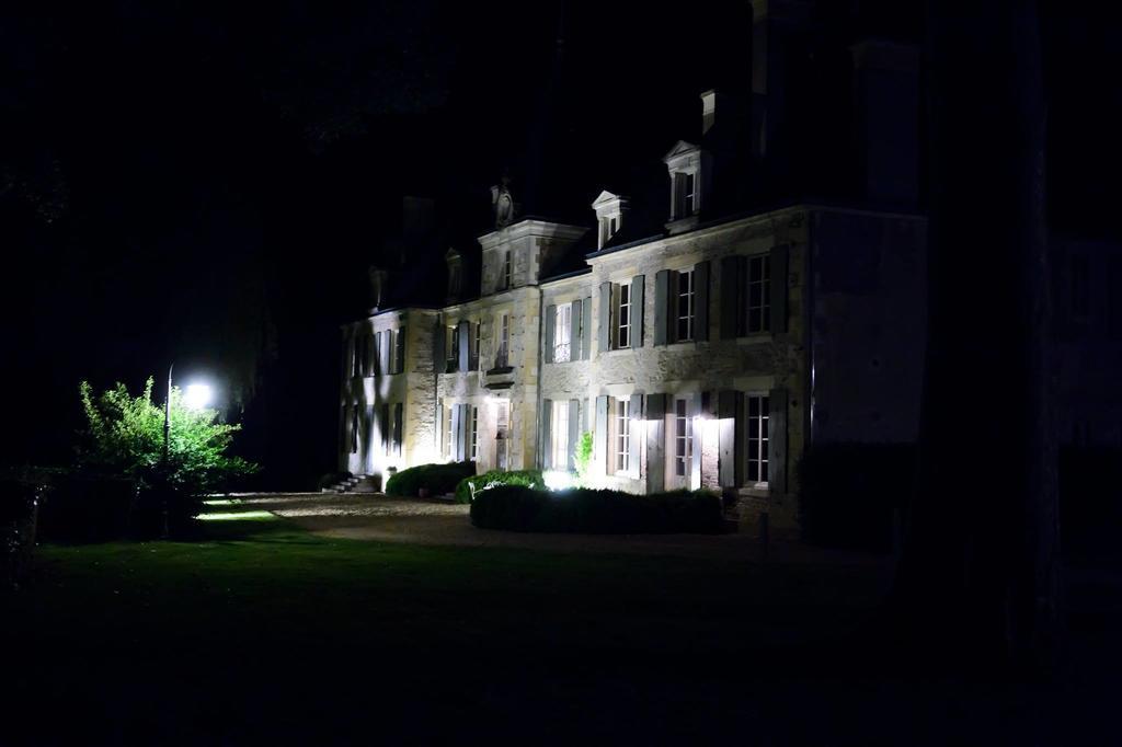 Chateau De Planchevienne Magny-Cours Exteriör bild
